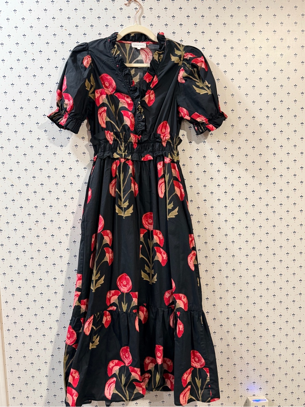 Entro Red Poppy Floral Puff Sleeve Ruffle Midi Dress Medium